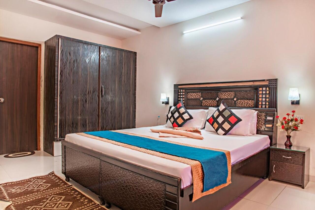 The Western Heights I Serviced Apartments I Pvt Balcony I Lift I Peacefull Area I Family Accomodation I Kasauli I By Exotic Stays Kültér fotó